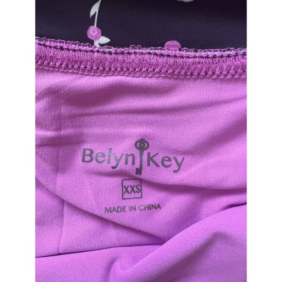 Belyn Key Golf Skort Stretch Black w/ Pink Cherries XXSmall NWT - Picture 4 of 9
